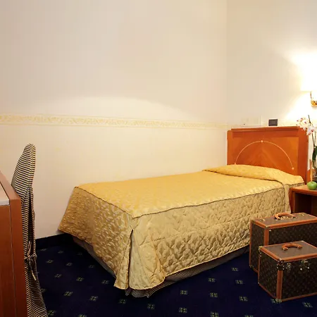 ホテル Rechigi Park モデナ