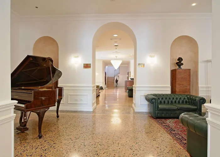 Rechigi Park Szálloda 4*