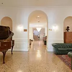 Rechigi Park Hotel 4*