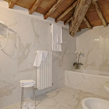 Rechigi Park Hotel 4*