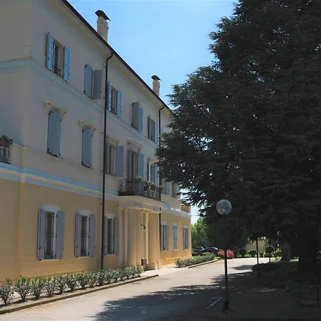 雷齐吉公园酒店 4* 摩德纳