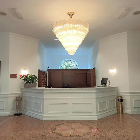 Szálloda Rechigi Park 4*