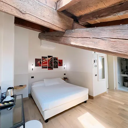 Rechigi Park Hotel 4*