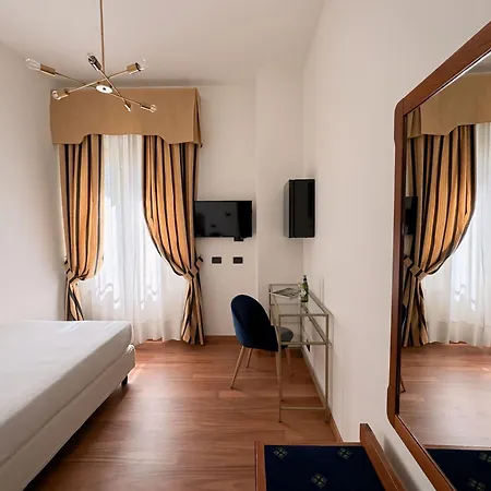 雷齐吉公园酒店