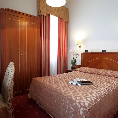 Rechigi Park 4*