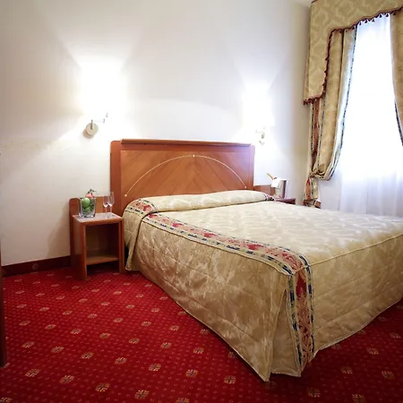 Otel Rechigi Park 4*