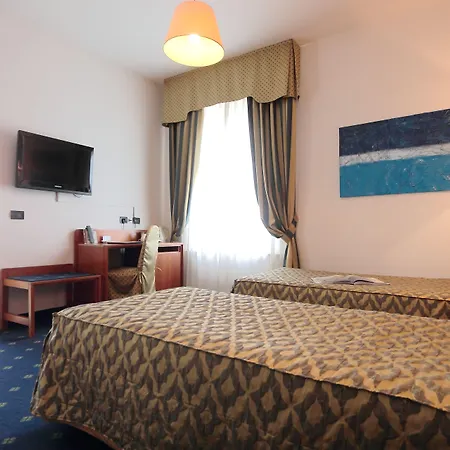 雷齐吉公园酒店 4* 摩德纳