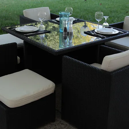 雷齐吉公园酒店 4*