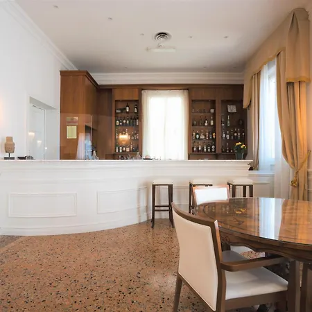 Otel Rechigi Park 4*