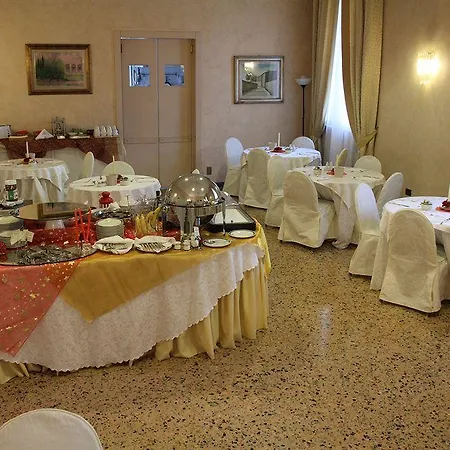 Rechigi Park 4*