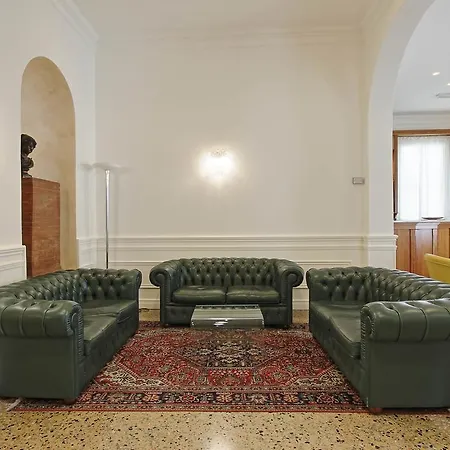 Rechigi Park Hotel