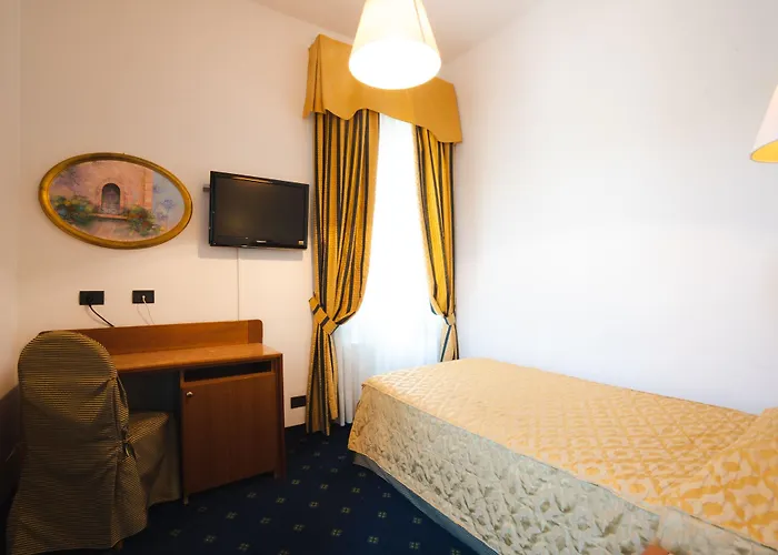 Rechigi Park Hotel 4*