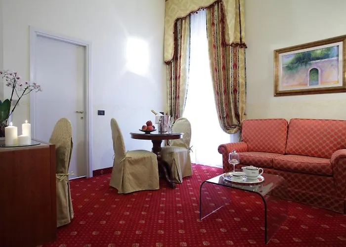 Готель Rechigi Park 4*