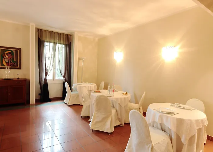 Готель Rechigi Park 4*