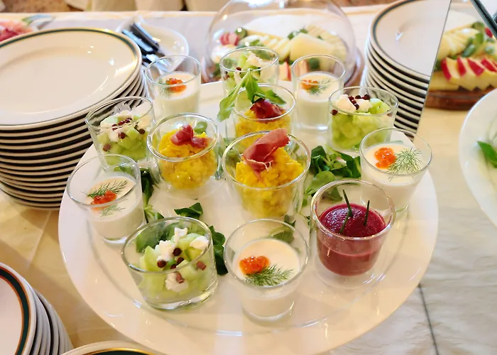 Готель Rechigi Park 4*