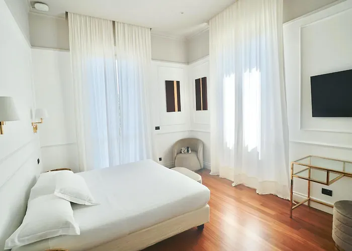 Rechigi Park Hotel 4*